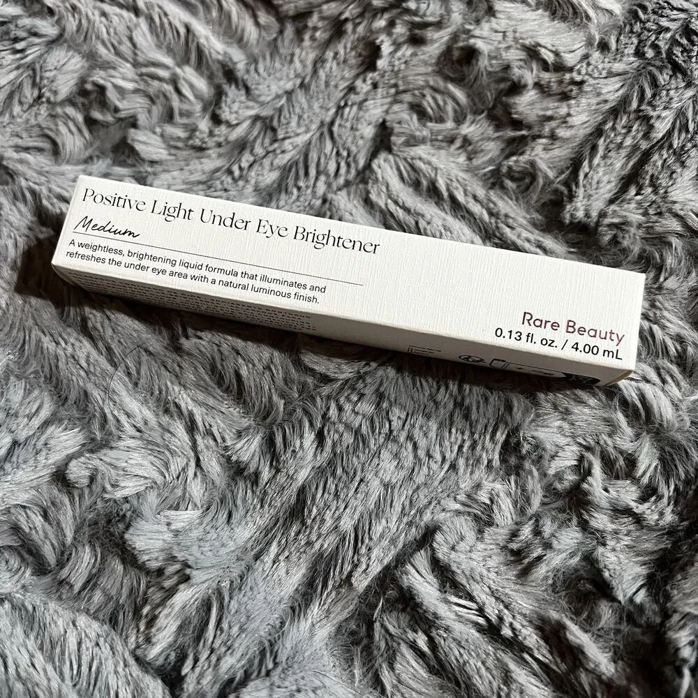 RARE BEAUTY POSITIVE LIGHT UNDER EYE BRIGHTENER - MEDIUM (Full Size 4ml /NWB)